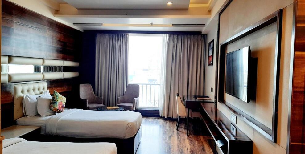 Hotel Vintage Zirakpur Chandigarh Панчкула Экстерьер фото